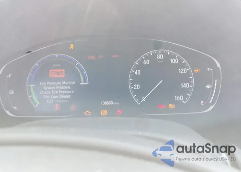 2019 Honda Insight Touring z USA, uszkodzony, nr VIN 19XZE4F95KE031650